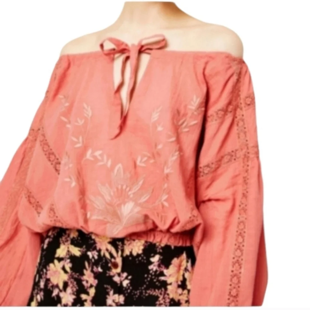 Free People Maria Maria Embroidered Top in Athena Puff Sleeve Size XS
